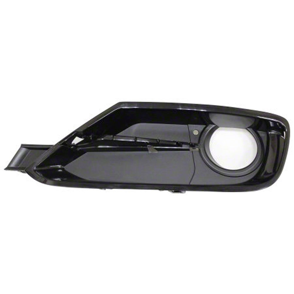 Front Left Driver Side Fog Light Bezel 2013-2015 Bmw 320i, 328i, 330i, 335i, 328i Xdrive, 335i Xdrive, 335is, 320i Xdrive, 328d, 328d Xdrive
