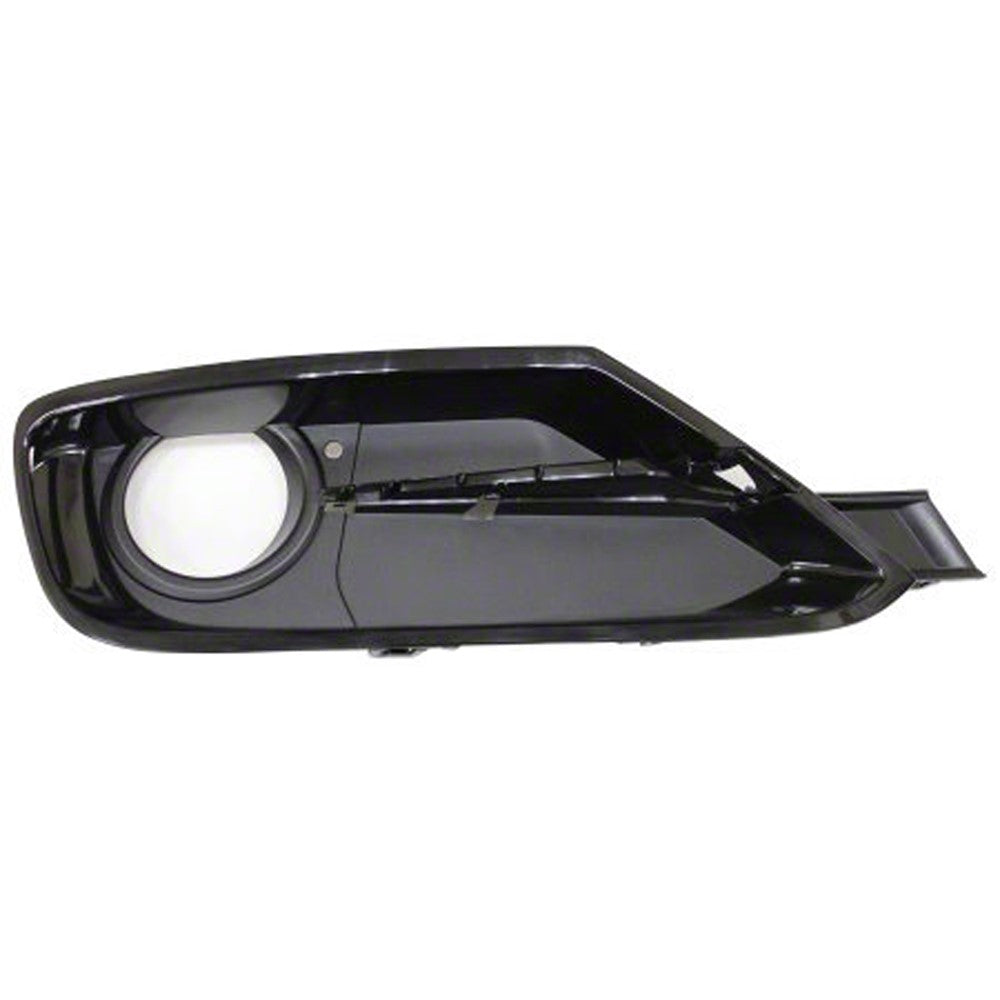 Front Right Passenger Side Fog Light Bezel 2013-2015 Bmw 320i, 328i, 330i, 335i, 328i Xdrive, 335i Xdrive, 335is, 320i Xdrive, 328d, 328d Xdrive