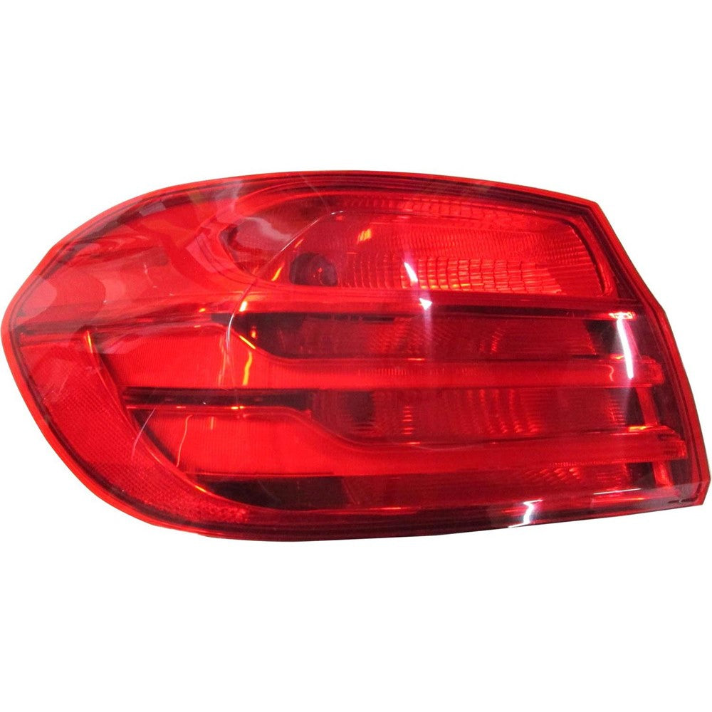 Rear Left Driver Side Outer Tail Light Lens Housing 2014-2017 Bmw 428i, 435i, 428i Gran Coupe, 435i Gran Coupe, M4, 430i, 430i Gran Coupe, 440i