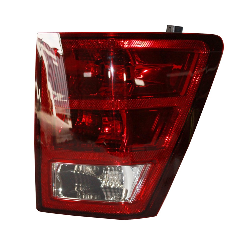 Rear Right Passenger Side Tail Light Assembly 2005-2006 Jeep Grand Cherokee