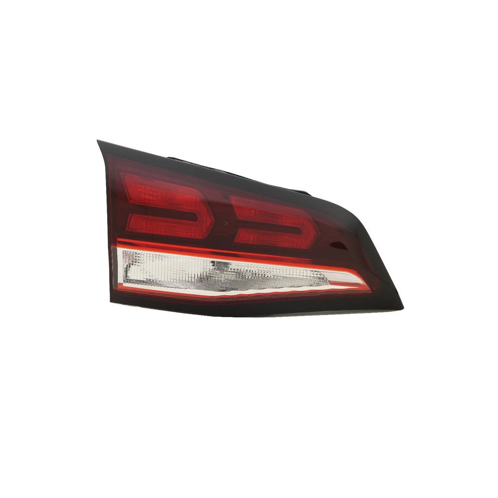 Rear Left Driver Side Inner Halogen Tail Light Assembly 2022-2024 Chevrolet Equinox