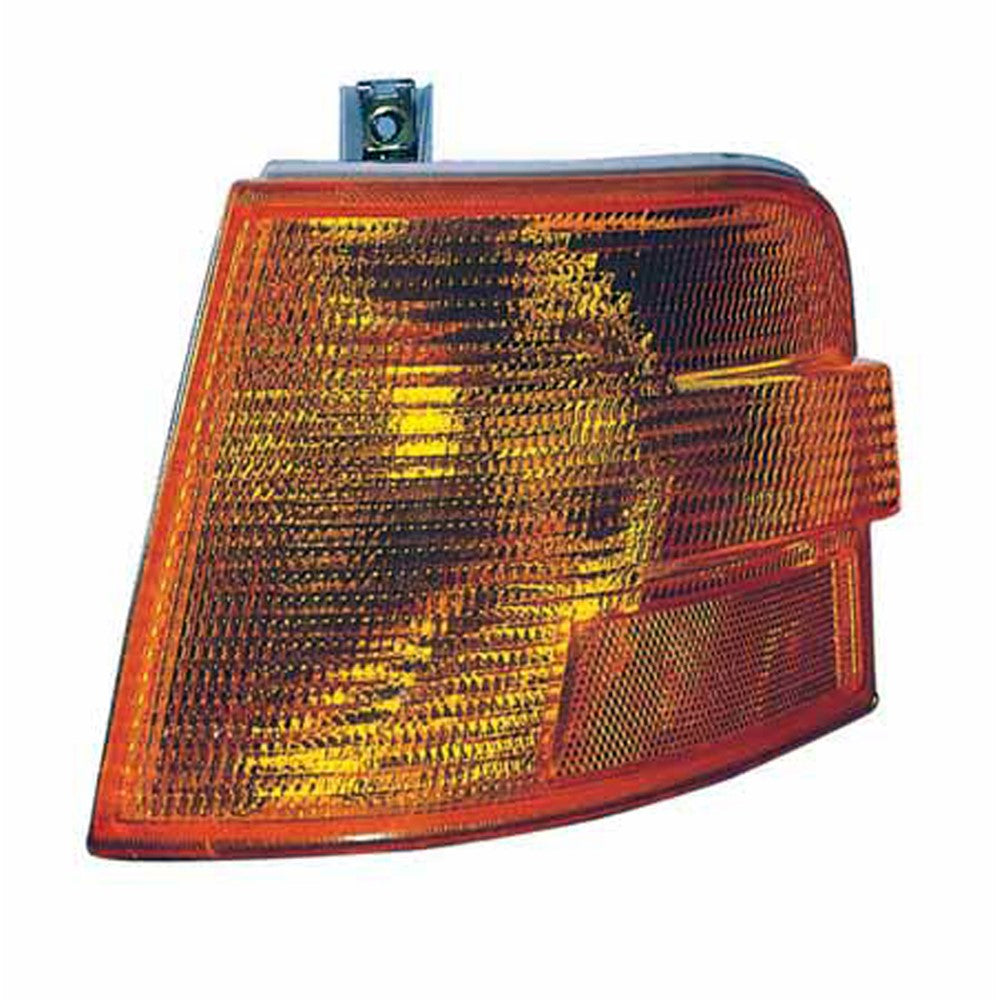 Front Marker Light Assembly Front 2000-2003 Volvo Vnl-Series_truck, Vnm-Series_truck