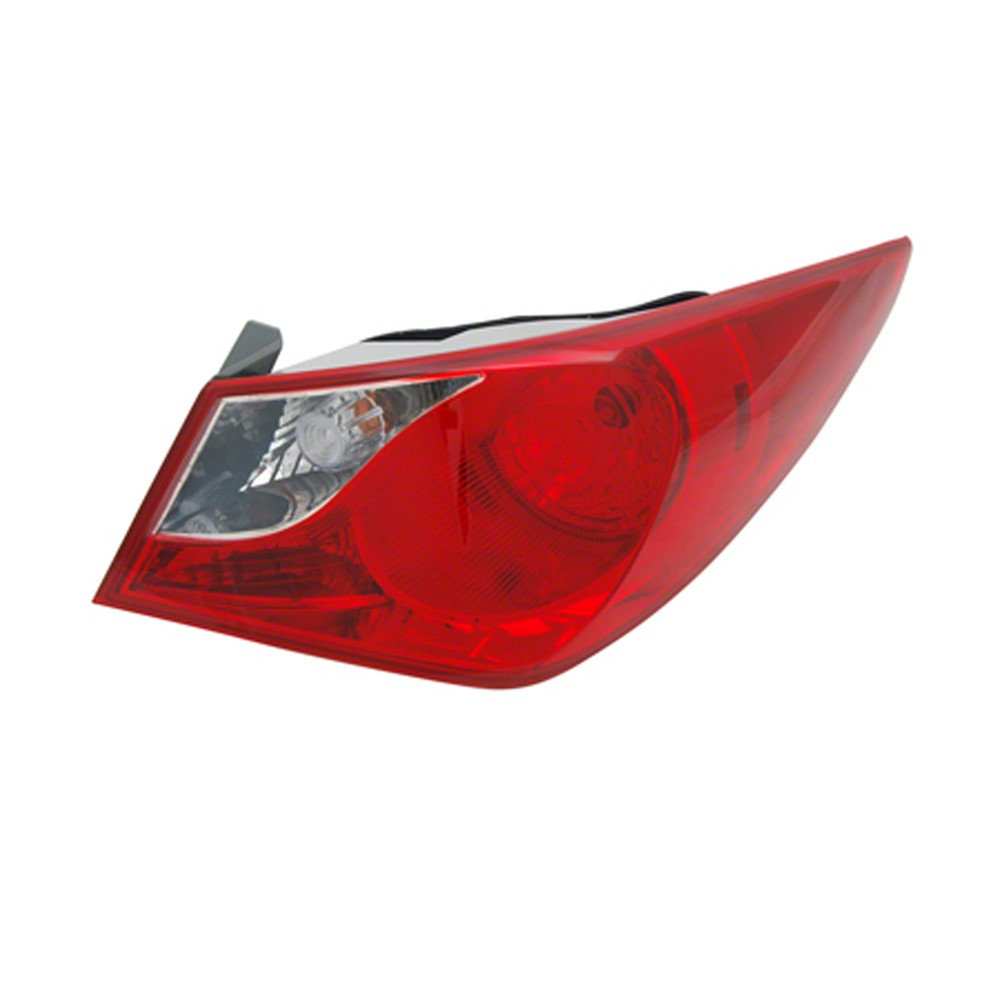 Rear Right Passenger Side Outer Tail Light Assembly 2011-2014 Hyundai Sonata