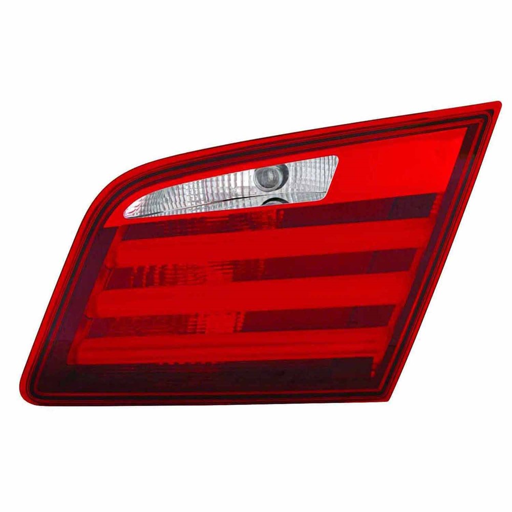 Rear Right Passenger Side Inner Tail Light Lens And Housing 2011-2013 Bmw 528i, 528i Xdrive, 535i, 535i Gt, 535i Gt Xdrive, 535i Xdrive, 550i, 550i Gt