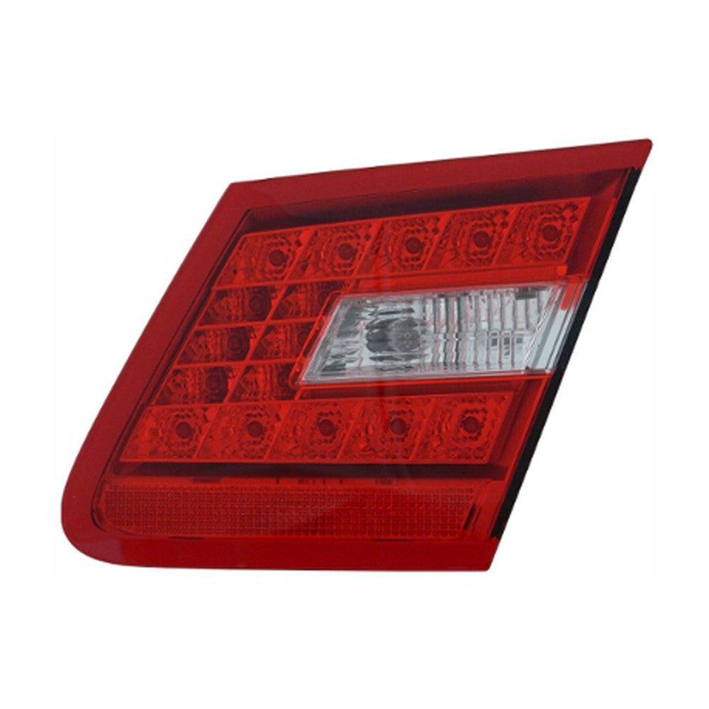 Rear Right Passenger Side Inner Tail Light Assembly 2010-2013 Mercedes-Benz E350, E550