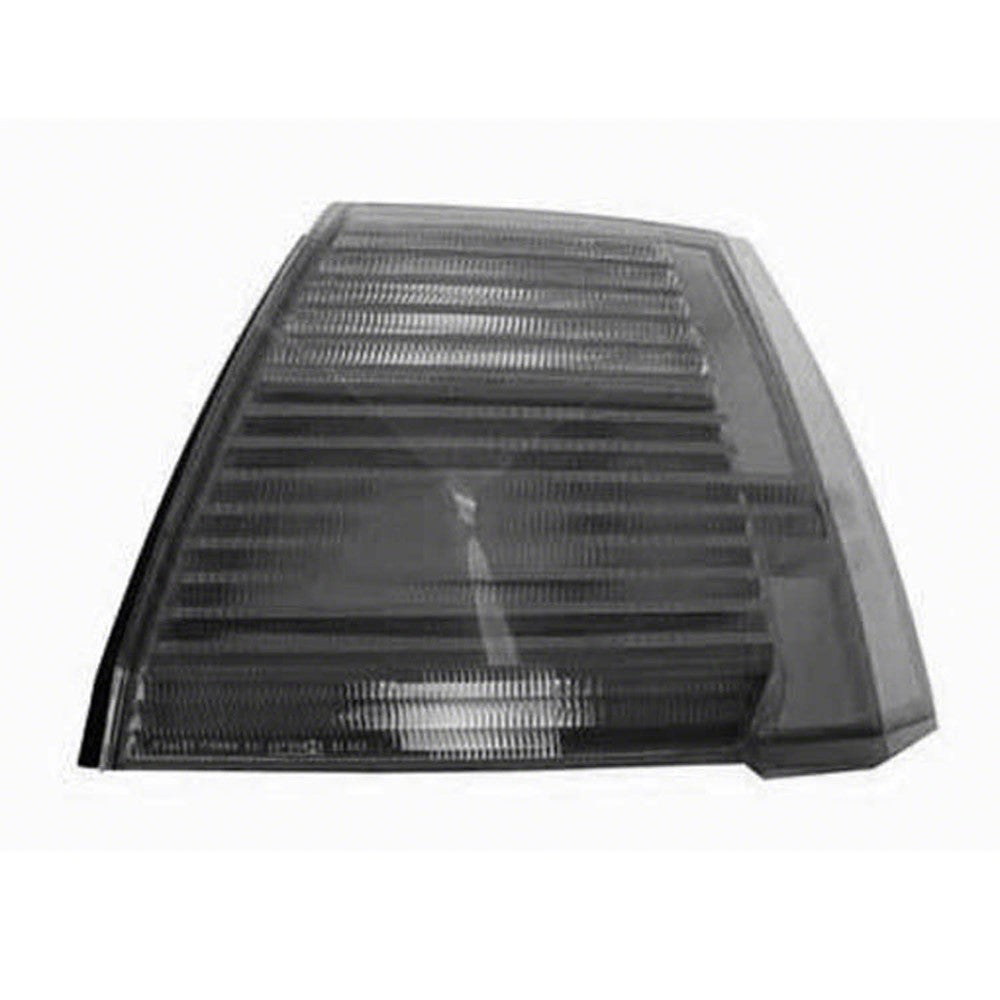 Rear Right Passenger Side Tail Light Assembly 2004-2006 Mitsubishi Galant