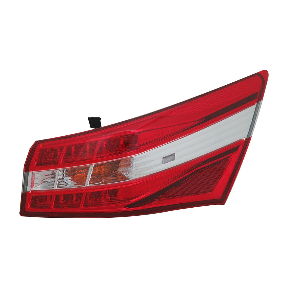 Rear Right Passenger Side Outer Tail Light Assembly 2013-2015 Toyota Avalon