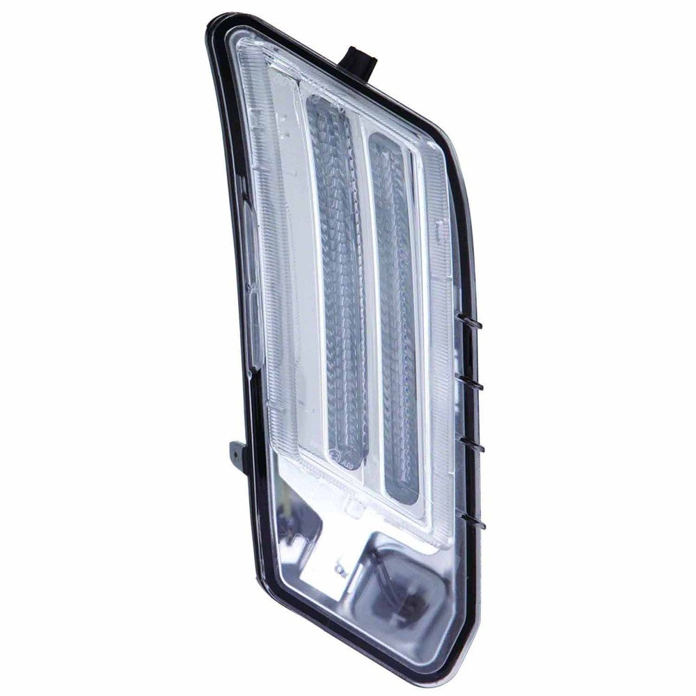 Right Passenger Side Parking Light Assembly 2010-2013 Volvo Xc60