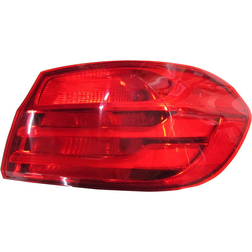 Rear Right Passenger Side Outer Tail Light Lens Housing 2014-2017 Bmw 428i, 435i, 428i Gran Coupe, 435i Gran Coupe, M4, 430i, 430i Gran Coupe, 440i