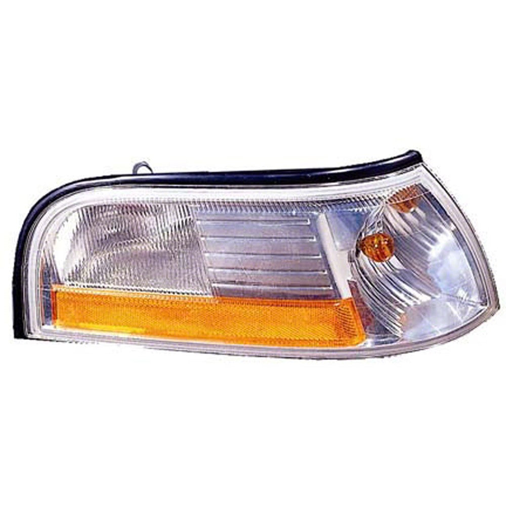 Front Right Passenger Side Front Parking Signal Side Marker Light Lens And Housing 2003-2005 Mercury Grand Marquis