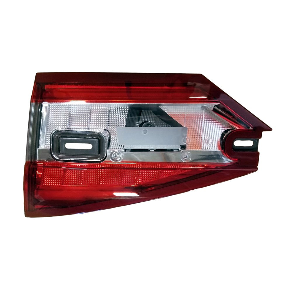 Rear Right Passenger Side Inner Tail Light Assembly 2017-2018 Ford Fusion