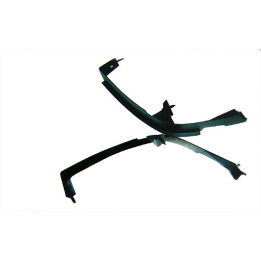 Front Left Driver Side Front Bumper To Body Filler Panel 1999-2007 Gmc Sierra 1500, Sierra 2500, Sierra 1500 Hd, Sierra 2500 Hd, Sierra 3500, Yukon