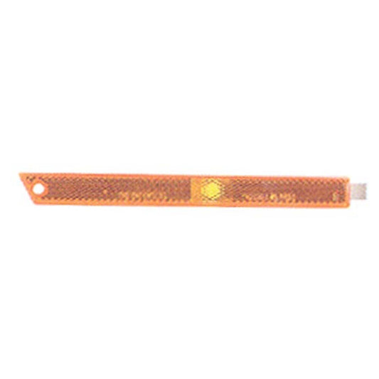 Front Left Driver Side Front Side Marker Light Lens And Housing 1997-2005 Chevrolet Malibu & Oldsmobile Cutlass