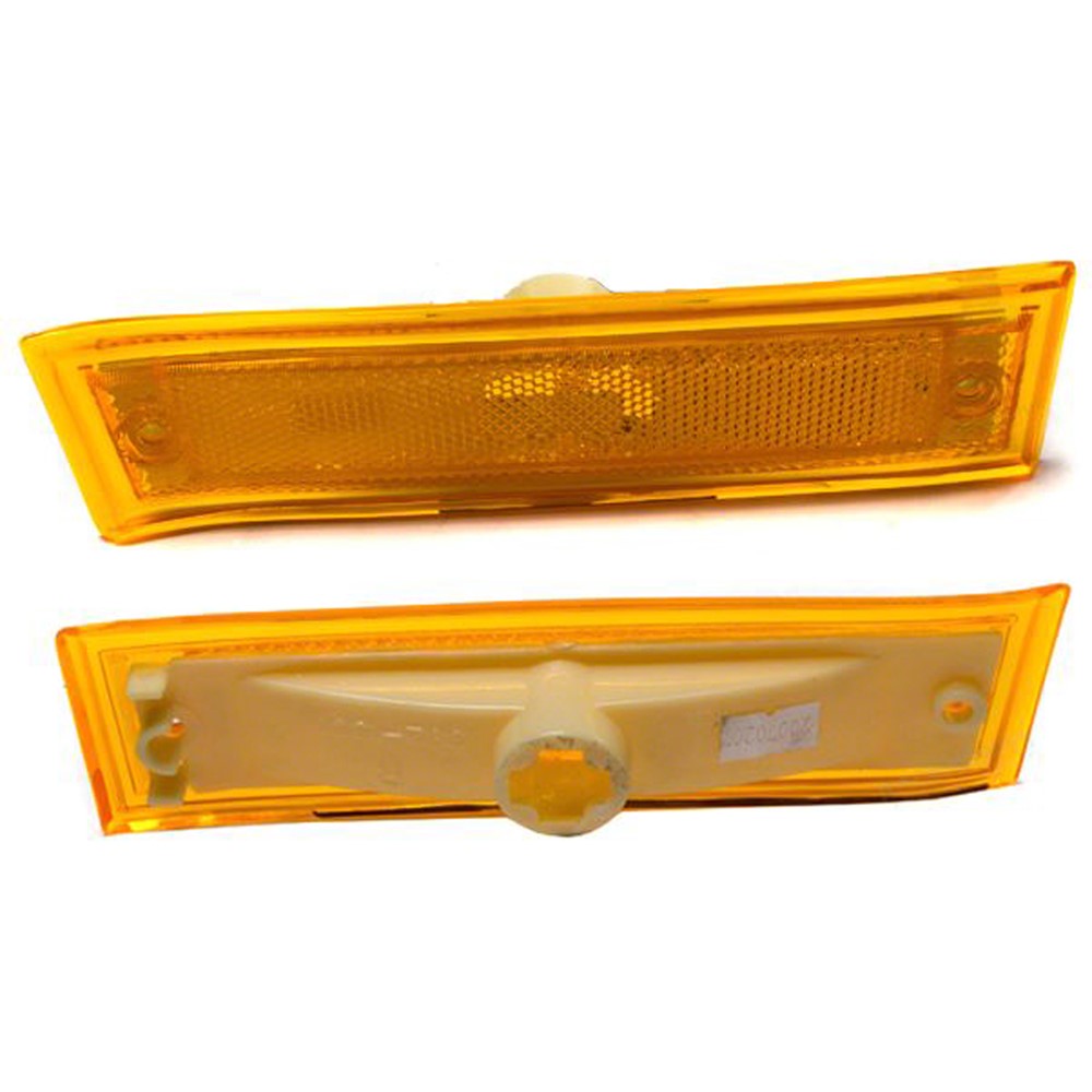 Front Right Passenger Side Front Side Marker Light Assembly 1981-1991 Chevrolet Blazer, C10, C10 Suburban, C20, C20 Suburban, C30, C60 & Gmc Jimmy
