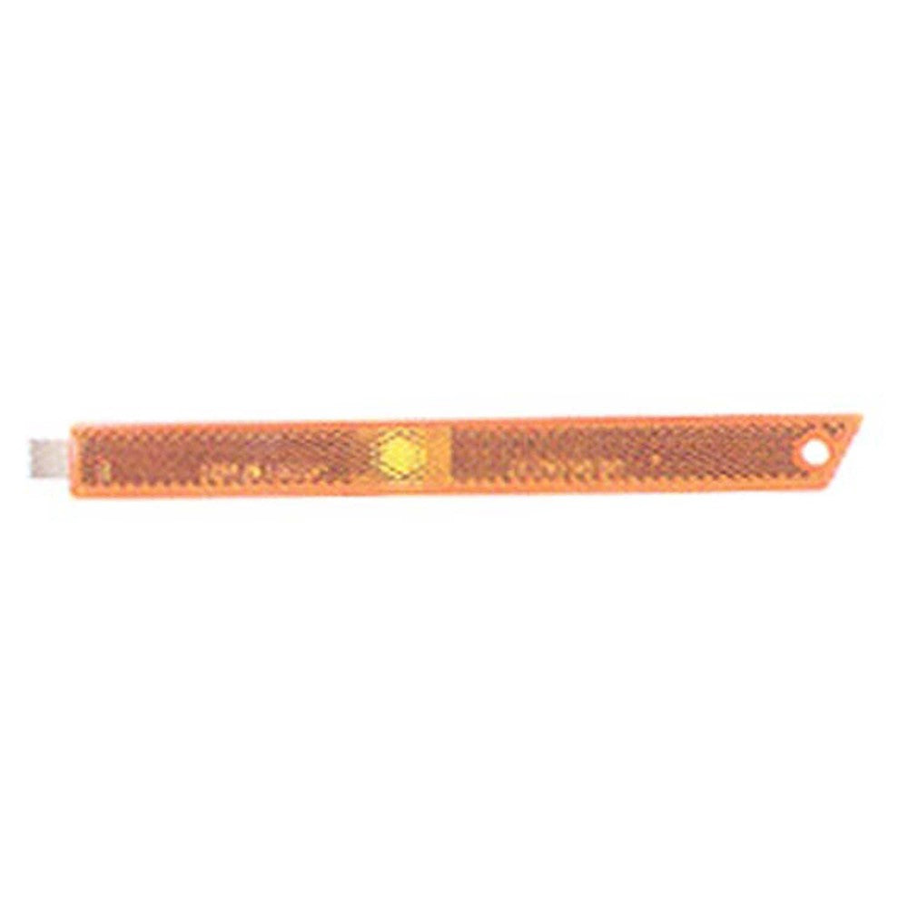 Front Right Passenger Side Front Side Marker Light Lens And Housing 1997-2005 Chevrolet Malibu & Oldsmobile Cutlass