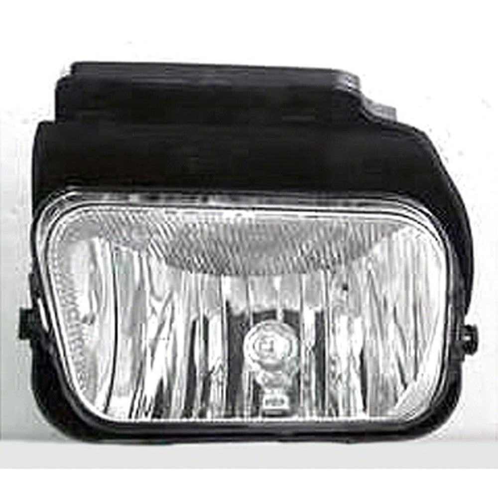 Front Left Driver Side Fog Light Assembly 2003-2006 Chevrolet Avalanche, Silverado 1500, Silverado 2500, Silverado 1500 Hd, Silverado 2500 Hd