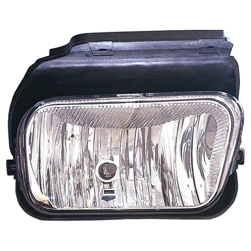 Front Right Passenger Side Fog Light Assembly 2005-2007 Chevrolet Silverado 1500, Silverado 1500 Hd, Silverado 2500 Hd, Silverado 3500