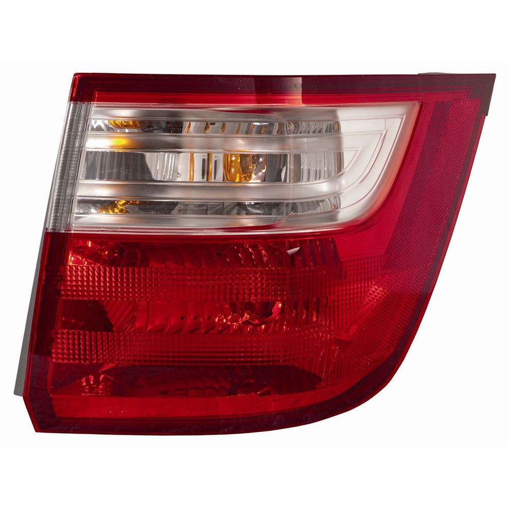 Rear Right Passenger Side Outer Tail Light Assembly 2011-2013 Honda Odyssey