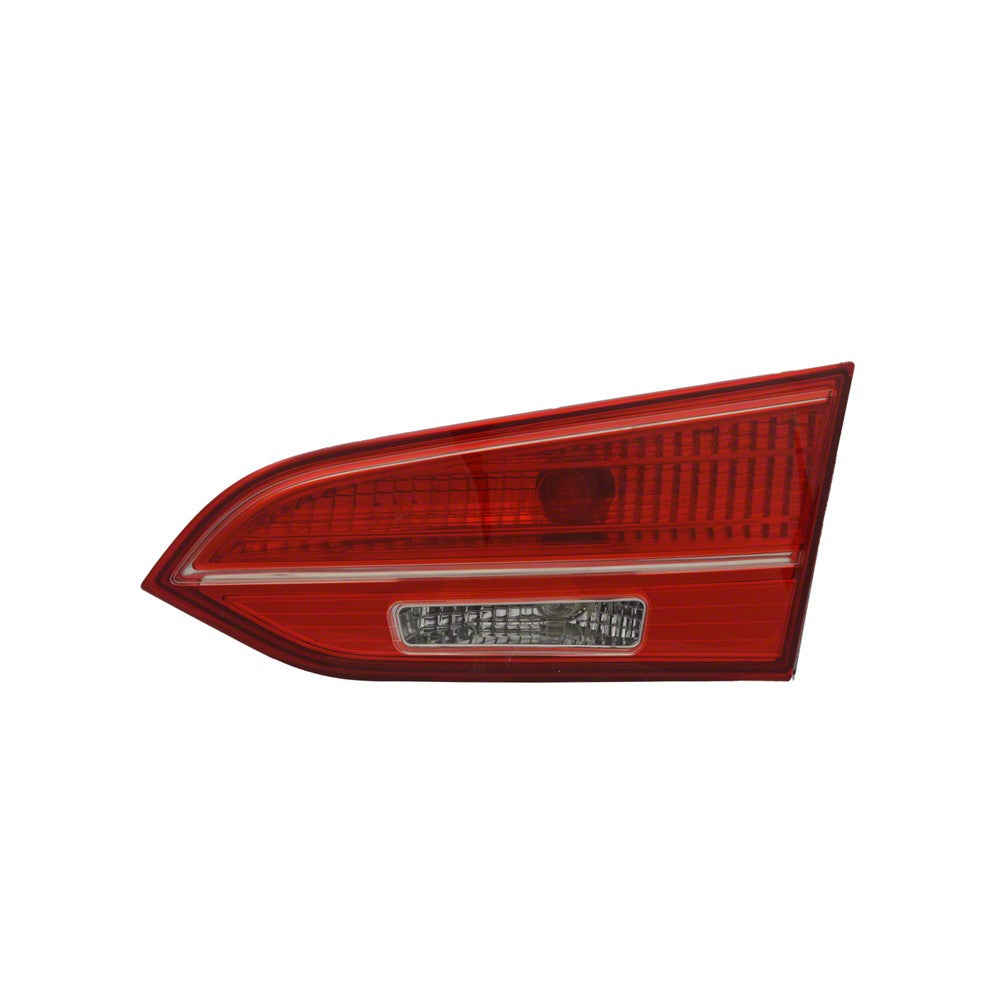 Rear Right Passenger Side Inner Tail Light Assembly 2013-2016 Hyundai Santa Fe Sport