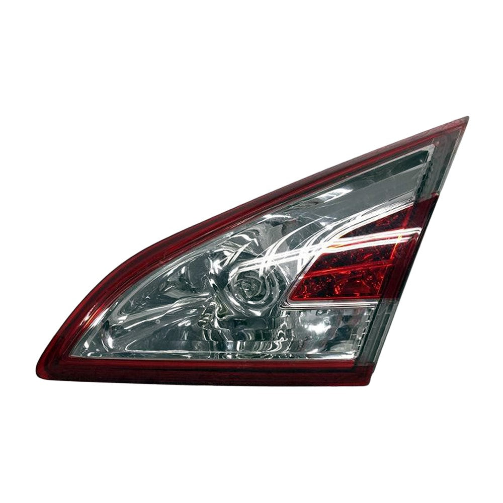 Right Passenger Side Back Up Light Assembly 2011-2014 Nissan Murano