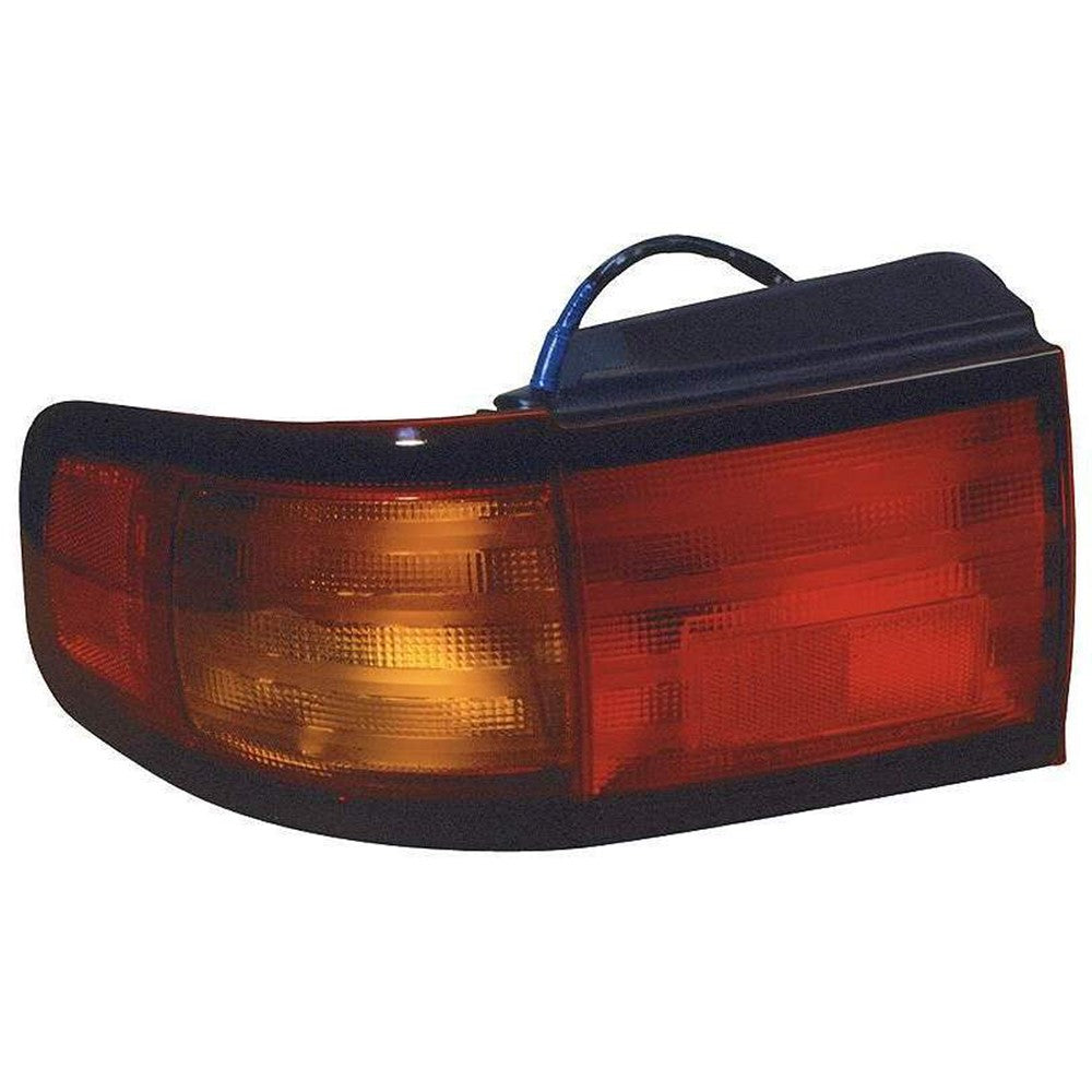 Rear Right Passenger Side Tail Light Assembly 1995-1996 Toyota Camry
