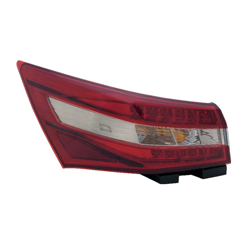 Rear Left Driver Side Outer Tail Light Assembly 2016-2018 Toyota Avalon