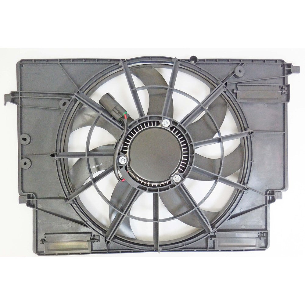 Radiator And Condenser Fan Assembly With One Big Fan 2019-2021 Volvo Xc40