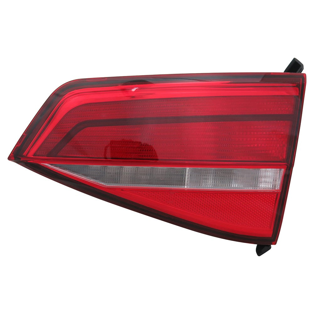 Rear Right Passenger Side Inner Tail Light Assembly 2015 Volkswagen Jetta